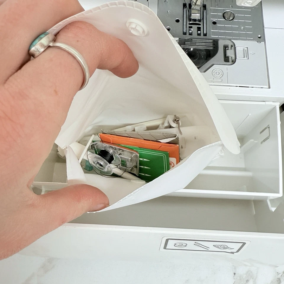 Brother XR3240 Computerized Sewing Quilting Machine w/Pedal Cord Tested Working - Image 3 of 4