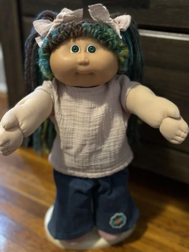 Vtg Cabbage Patch Kids / Doll Reroot Multi Color hair &  Green Eyes CPK