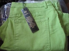 NWT DG2 Diane Gilman Green Cotton Spandex Pants Size 18 Jeans