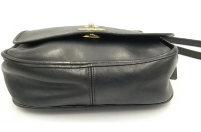 Coach 348 Black Vintage Cross Body Bag With Turnlock Closure