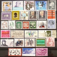 Lot: 30 v e r s c h i e d e n e Briefmarken Motiv Musiker und Noten, gestempelt