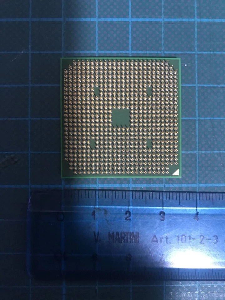 Cpu Amd Turion 64 X2TMDTLS0HAX4CT LDBDF 0652UPMW Z261523L60322 1800Mhz Mobile - Immagine 2 di 2