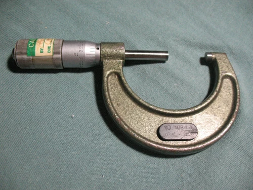 Mitutoyo 103-128 micrometer 1-2" range .001" 