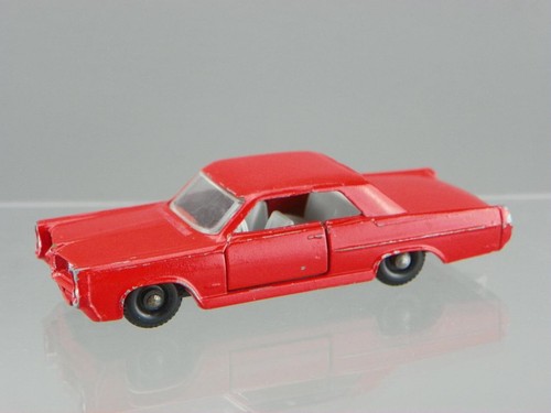 Vintage 1960's Matchbox Lesney No.22 Diecast 1/64 Red Pontiac G.P Sports Coupe - Picture 7 of 7