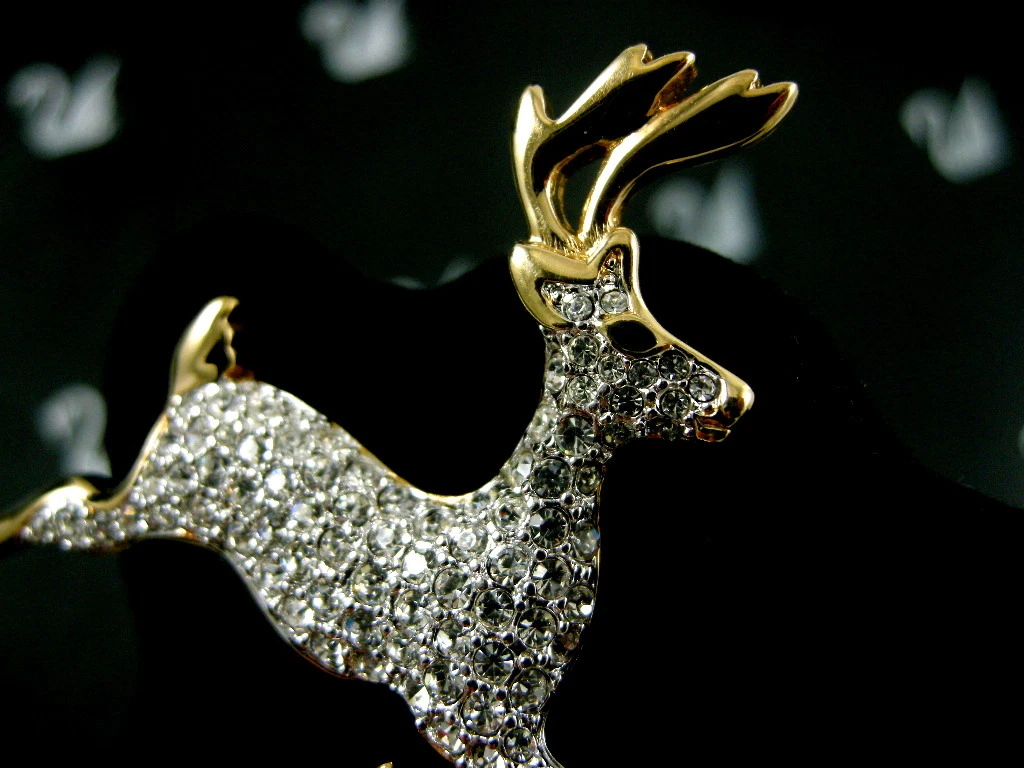 Swarovski on sale pins retired