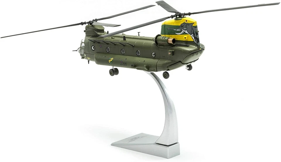 Corgi AA34214, Boeing Chinook HC.4 ZA683 RAF No.27 Squadron, ‘Special Centenary  - Image 3 of 4