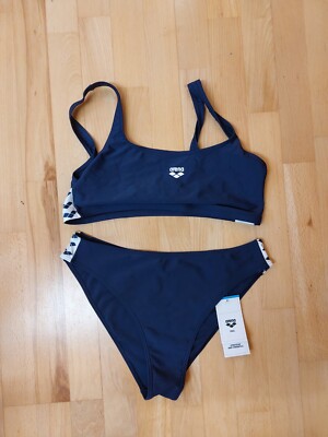 NEUER und UNGETRAGENER Arena Bikini in Grösse 44