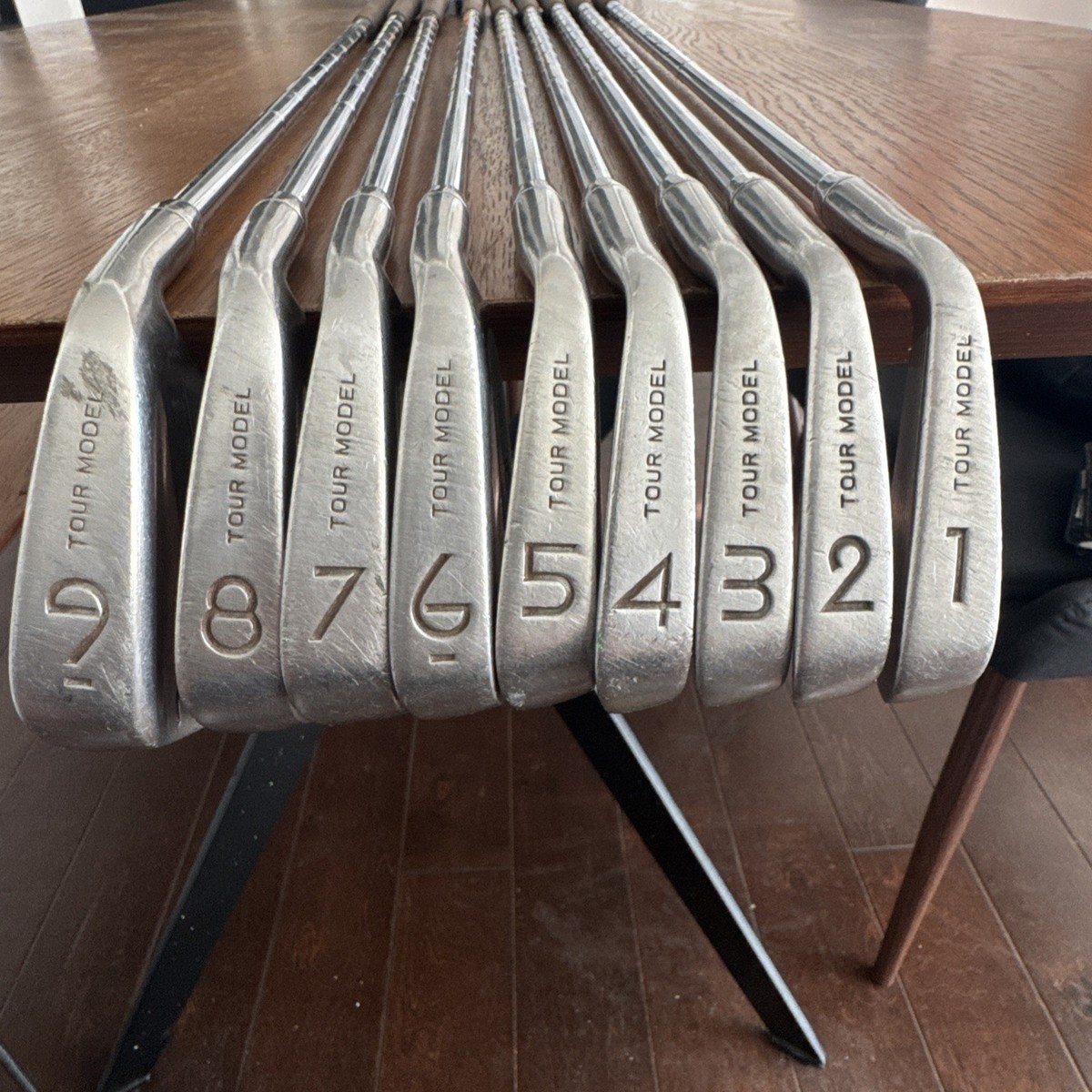 Cobra Tour Model Blade Iron Set 1-9 RH Dynamic Stiff Steel 5i 37.5