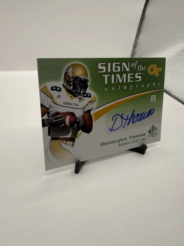 2010 SPA Football - Sign Of The Time Auto Demaryius Thomas #ST-DT (AU, RC) - Image 3 of 4