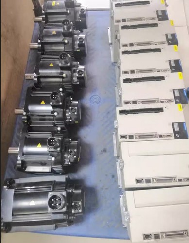 Priority Express Servo Engine SGMAS-08ACA4C Refurbished #ZC