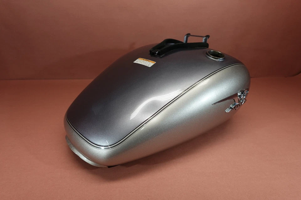 Бензобак 1998-2015 Yamaha VStar V Star 650 XVS650 — помятый - Изображение 4 из 4