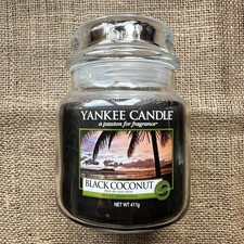 Image of Yankee Candle Black Coconut Medium Jar 2019 Pour Rare Discontinued 