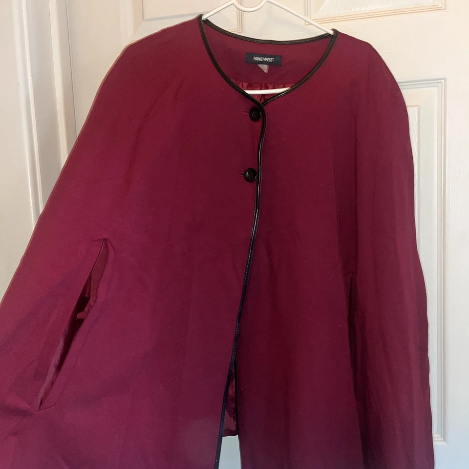 Capa feminina Capelet com xale tamanho, XL - Imagem 3 de 4