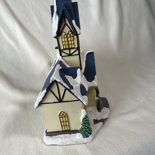 MOMENTS IN TIME Christmas Village Church, with LED Lights, Battery Operated - Picture 4 of 9