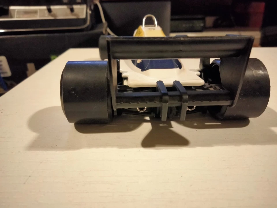 Bburago 1/24 Williams FW 08 Nigel Mansell - Immagine 4 di 4