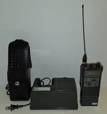 Icom IC-32AT Dual Band HT VHF UHF FM Amateur Radio Transceiver w/Charger & Case!