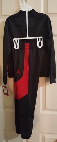 Air Jordan Boy 2Pc Color Blocked Jogging Set Tracksuit Black Red XS 4 NWT - Picture 3 of 5