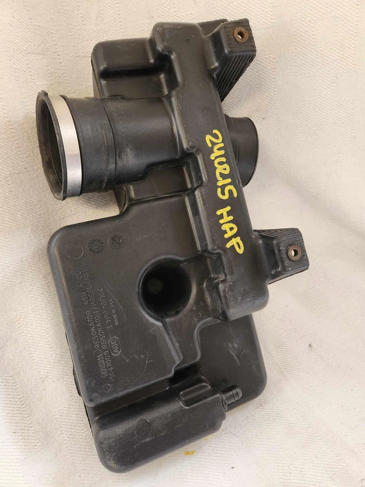 2006 Chevrolet Trailblazer 4.2L engine air intake resonator; 15899457 Foto 4 de 4