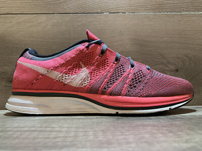 pink flyknit trainer