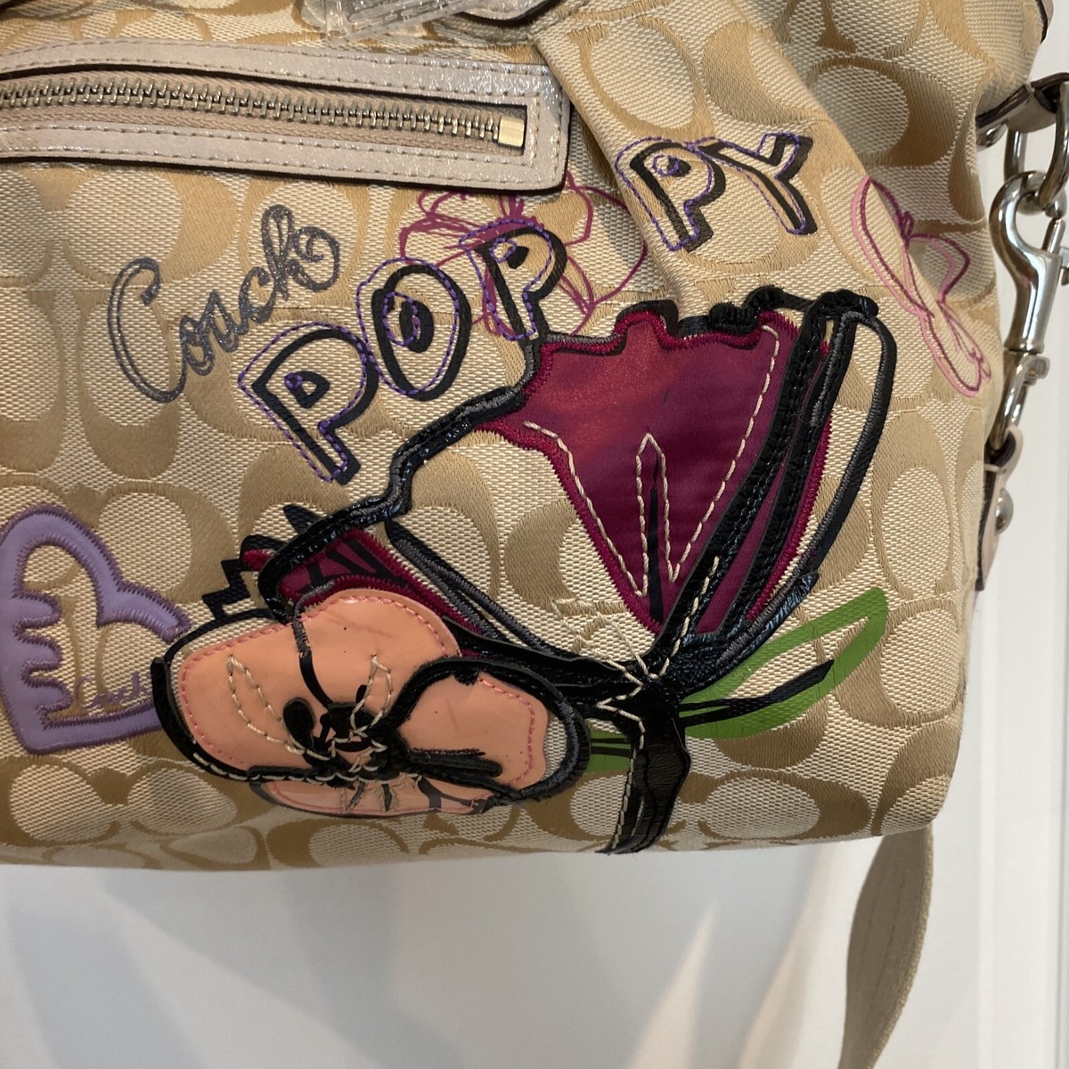 COACH Vintage Poppy Petal Signature Highlight Shoulder Bag COACH Vintage Poppy Petal Signature Highlight Shoulder Bag