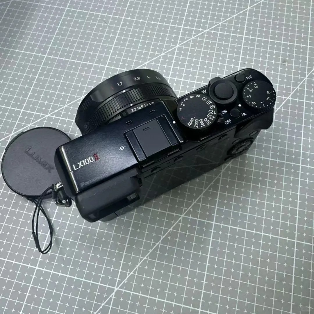 Panasonic LUMIX DC-LX100 II DC-LX100M2 4K Compact Camera | eBay