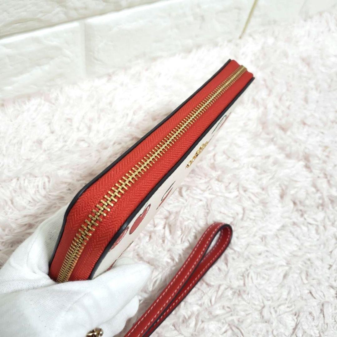 COACH Cherry Pattern Long Wallet White Leather Zi… - image 4