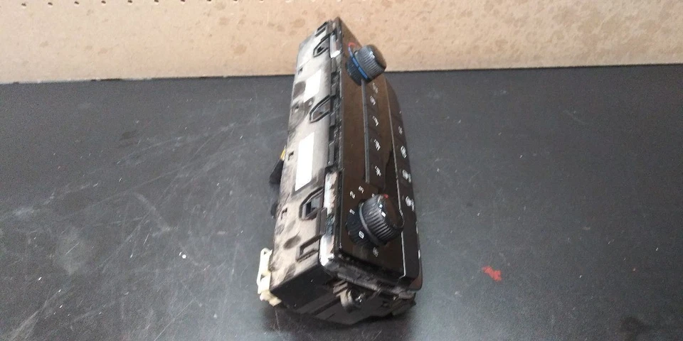 15 16 17 HYUNDAI SONATA AC CLIMATE TEMPERATURE CONTROL OEM 97250-C2000 - Image 2 of 4