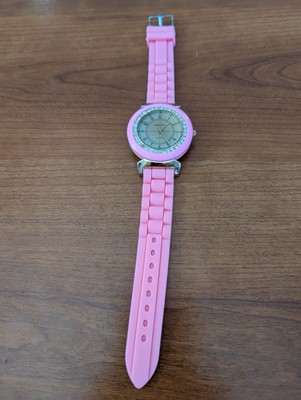 WoMaGe Quartz Pink Watch (Batteries Needed)