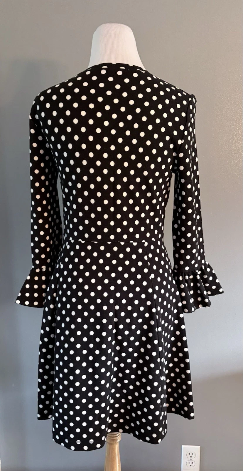 Abito Kate Spade Lia Dot Ponte nero bianco a pois maniche a balza taglia small