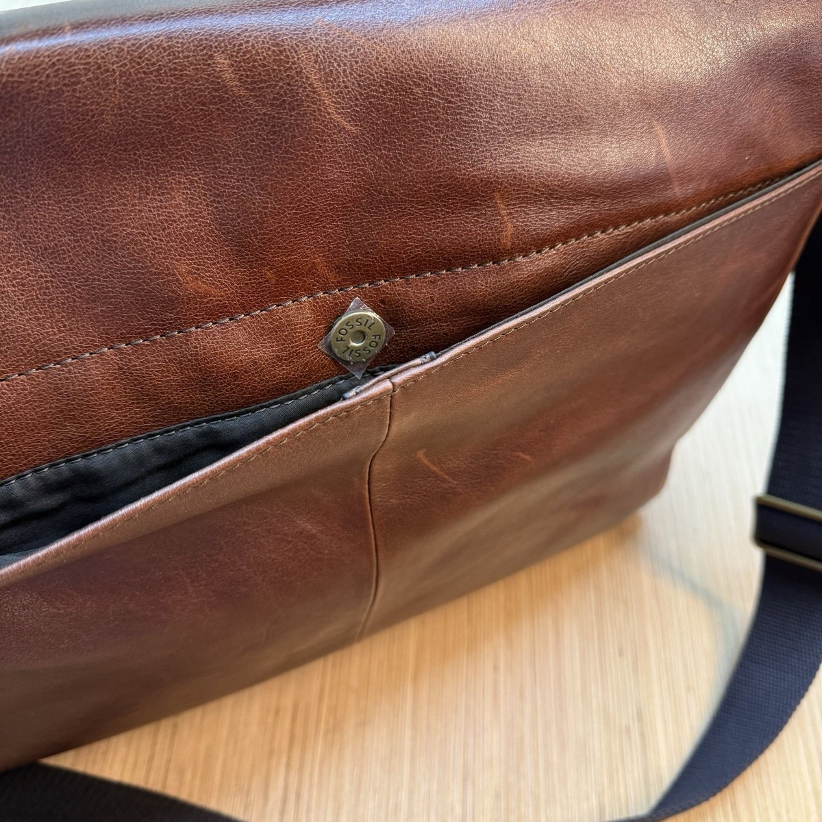 FOSSIL Rich Brown Leather Messenger Satchel Computer Laptop Cross Body Bag 16x12 View 6