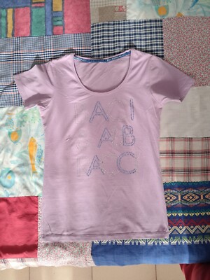 Kisses & Hugs Tshirt/T-Shirt Size S