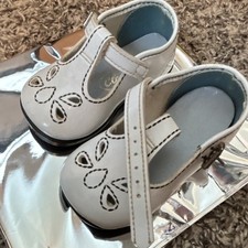 Closet Girls White Mary Jane Dress Flats Buckle Strap Round Toe US 3