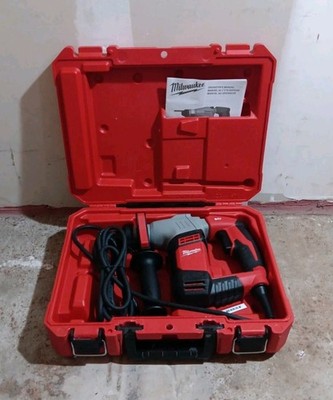 New Milwaukee 5263-21 5/8''in. 5.5 Amp SDS Plus Corded Rotary Hammer Drill Kit