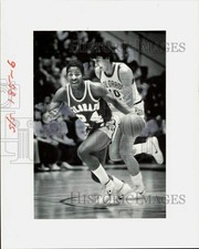 1982 Press Photo Jay Humphries, John Dudley in CO Universities Basketball Action