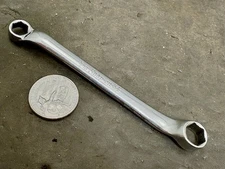 VINTAGE SNAP-ON  5/16 X 3/8" 10° OFFSET 6 POINT BOX END WRENCH