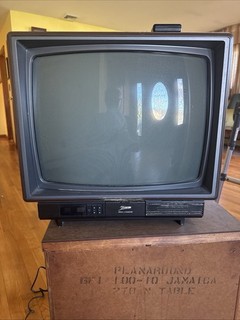 Vintage Zenith Space Command SF3935W Television – Walnut Cabinet With Remote