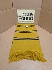 Official Universal Studios Harry Potter Hufflepuff Scarf Yellow Navy NWT PICS