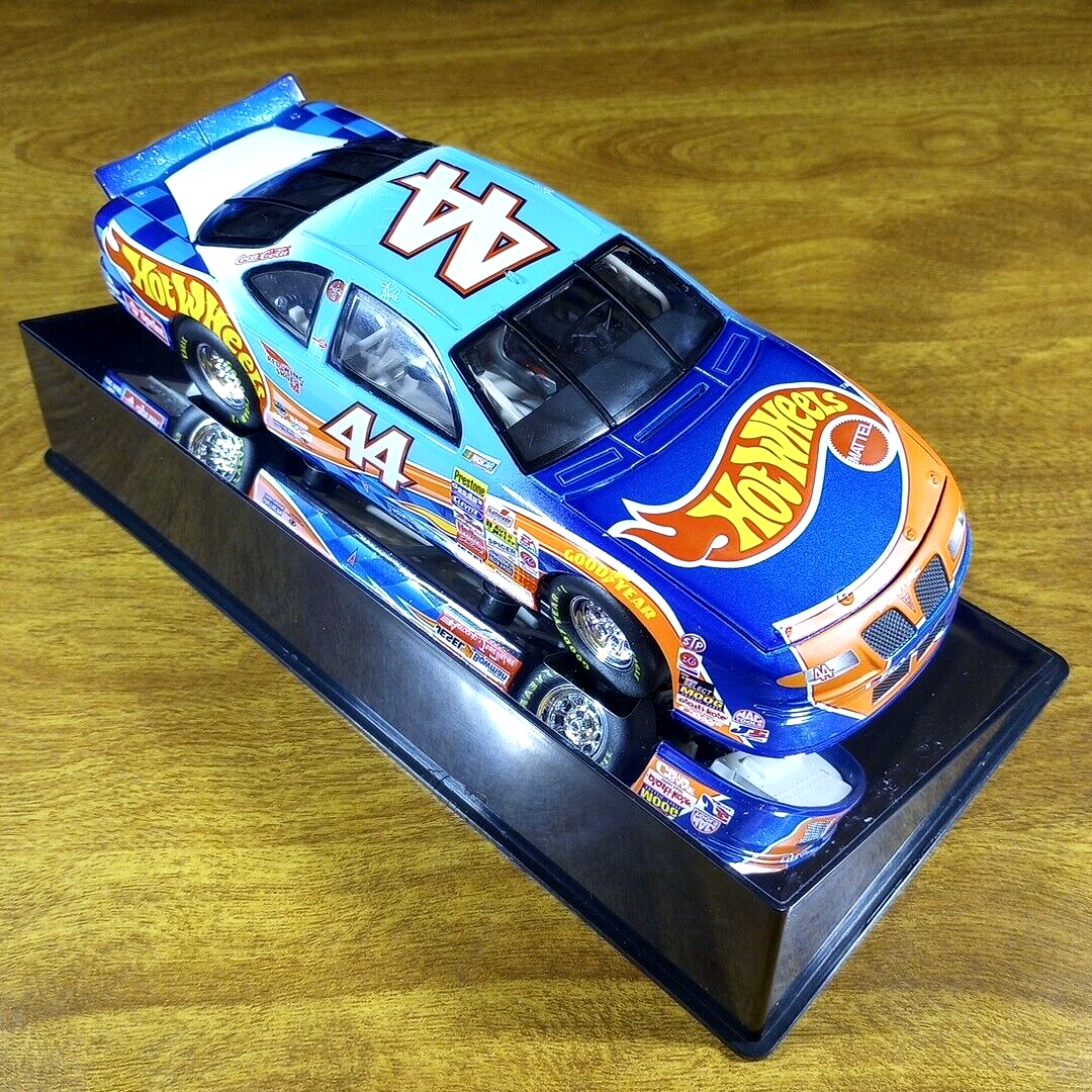 まとめ売り HotWHEELS ナスカーレーシング Hot Wheels Racing Select Nascar 1:24 Pontiac Grand Prix Stocker