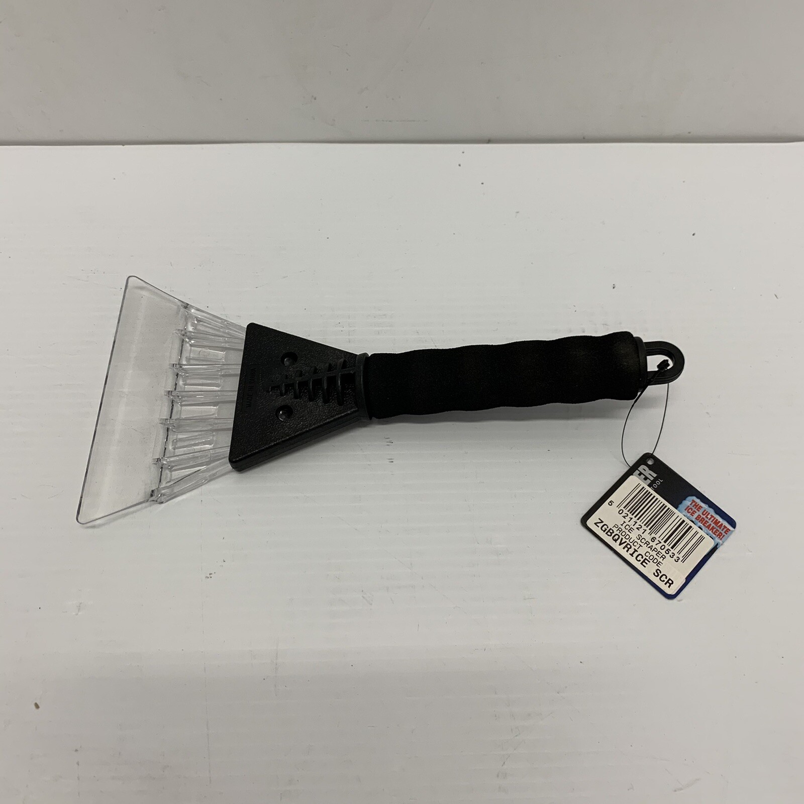 Premium Ice Scraper - Frost and Snow Removal for Cars, Windows, Glass Windscreen