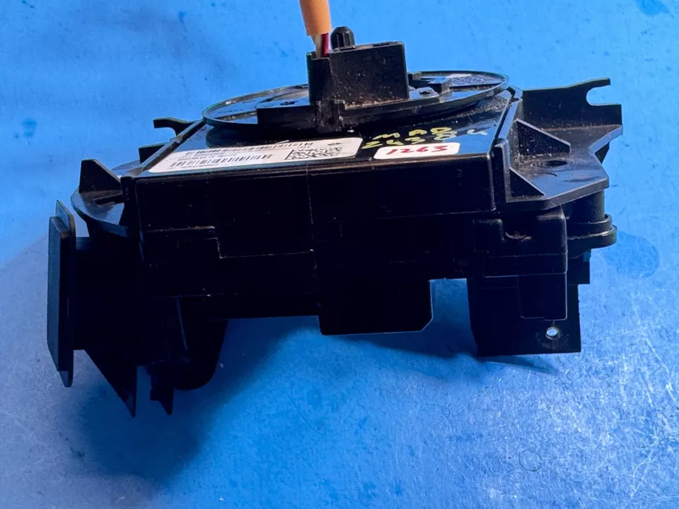 2011-2020 DODGE GRAND CARAVAN RELÓGIO MOLA COM SENSOR DE ÂNGULO FABRICANTE DE EQUIPAMENTO ORIGINAL - Imagem 4 de 4