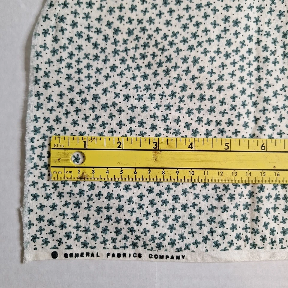 Tela de algodón Vtg General Fabrics Co. Blanco con punto verde y flor 42" W x 1 yd Foto 2 de 2