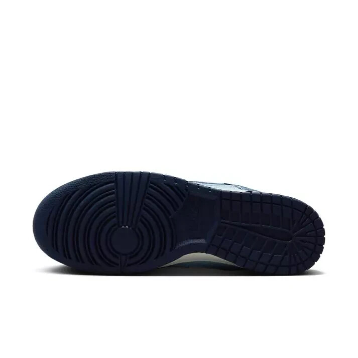 Nike Dunk Low Retro SE Nike Dunk Low Retro SE