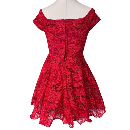 Windsor Red Lace Cocktail Dress Juniors Medium Off-Shoulder Curly Hem Prom Party - Picture 14 of 18