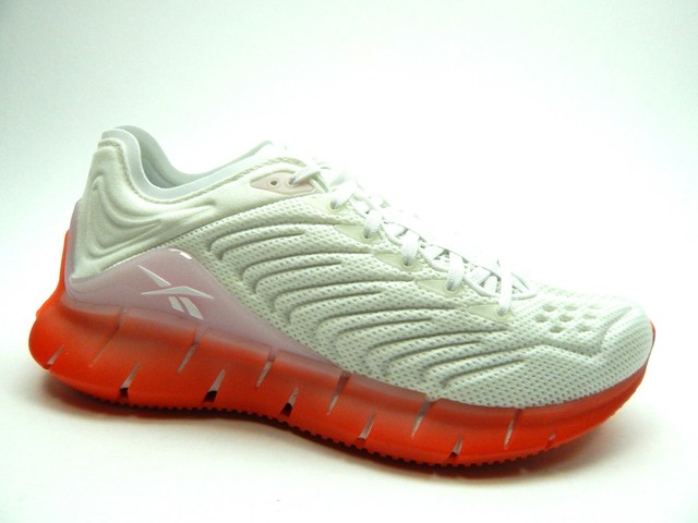 Size 8.5 - Reebok Zig Kinetica White 