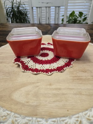 Pair Of Red PYREX fridgy Bowls With Lids