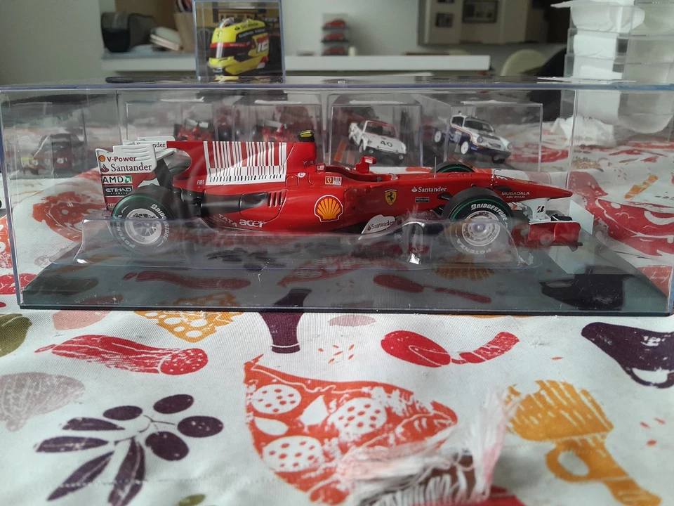 D21a  DAMAGED 1/24 F1 Ferrari F10 Alonso 2010 Centauria Panini Altaya Salvat - Immagine 4 di 4