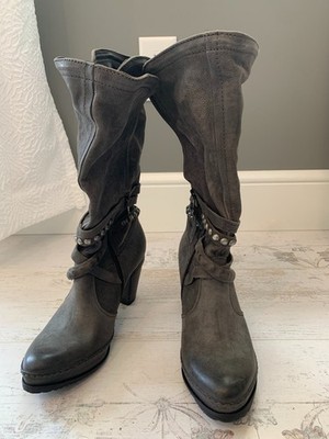 AS 98 smokey grey boots size EU 38 bendable tops, rivet straps