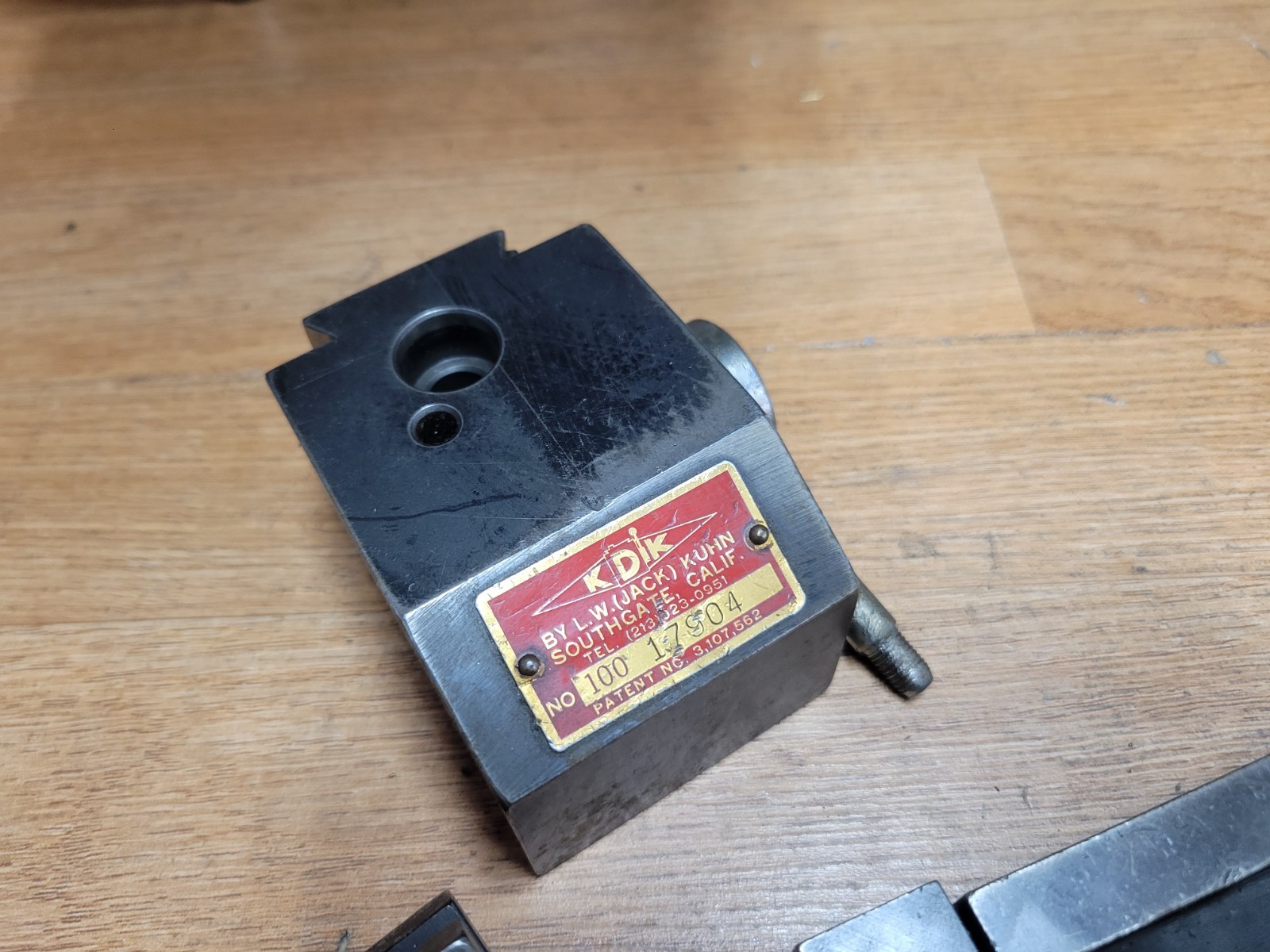 KDK 100 SERIES MASTER QUCIKCHANGE TOOL HOLDER W/  HOLDERS 106 102