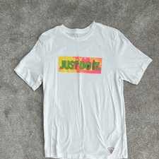 Nike Men  s M White Just Do It Graphic Logo Cotton Crew Neck Short Sleeve Tee