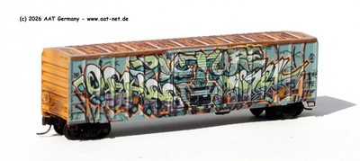 MTL MicroTrains N - 02544566 - 50´ Boxcar RBOX #32031 (graffitied); NEW & OVP